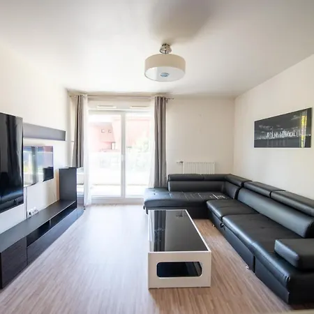 Apartment De 2 Ou 3 A 40 Minutes De Paris Evry-Courcouronnes